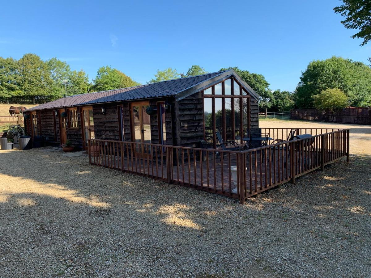 Stable Lodge 2 Bedrooms Horspath ภายนอก รูปภาพ